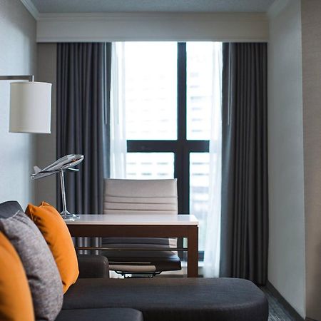 Chicago Marriott Suites O'Hare Rosemont Exteriör bild