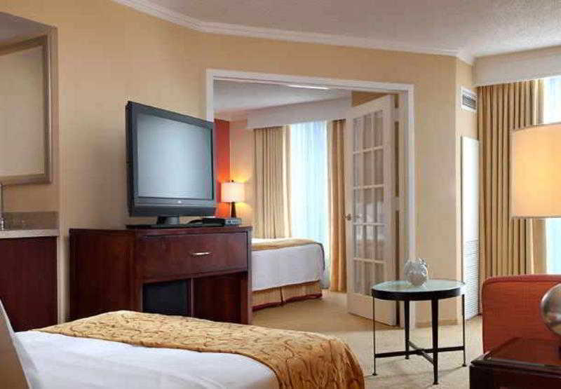 Chicago Marriott Suites O'Hare Rosemont Exteriör bild