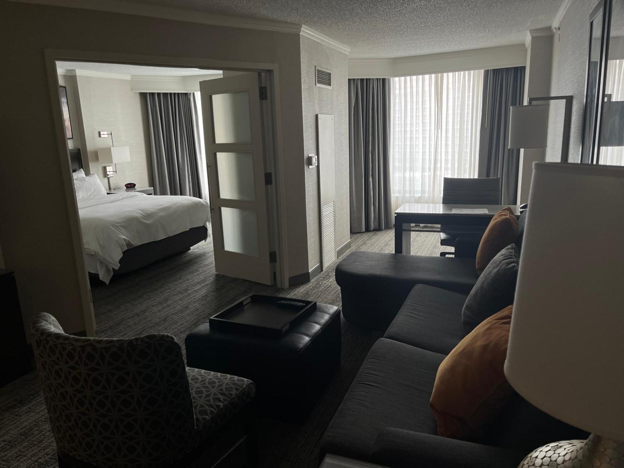 Chicago Marriott Suites O'Hare Rosemont Exteriör bild