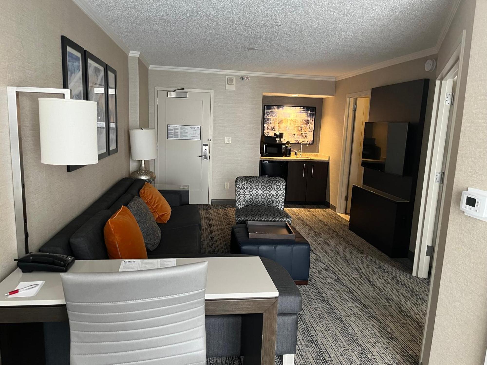 Chicago Marriott Suites O'Hare Rosemont Exteriör bild