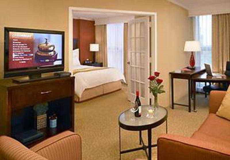 Chicago Marriott Suites O'Hare Rosemont Exteriör bild