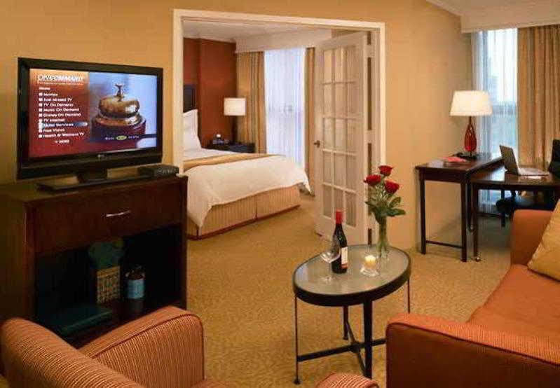 Chicago Marriott Suites O'Hare Rosemont Exteriör bild