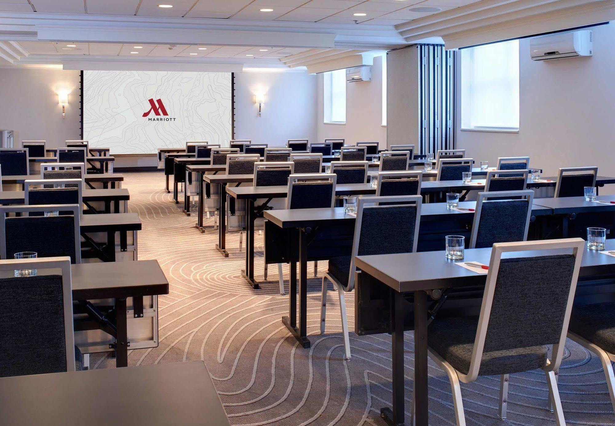 Chicago Marriott Suites O'Hare Rosemont Exteriör bild